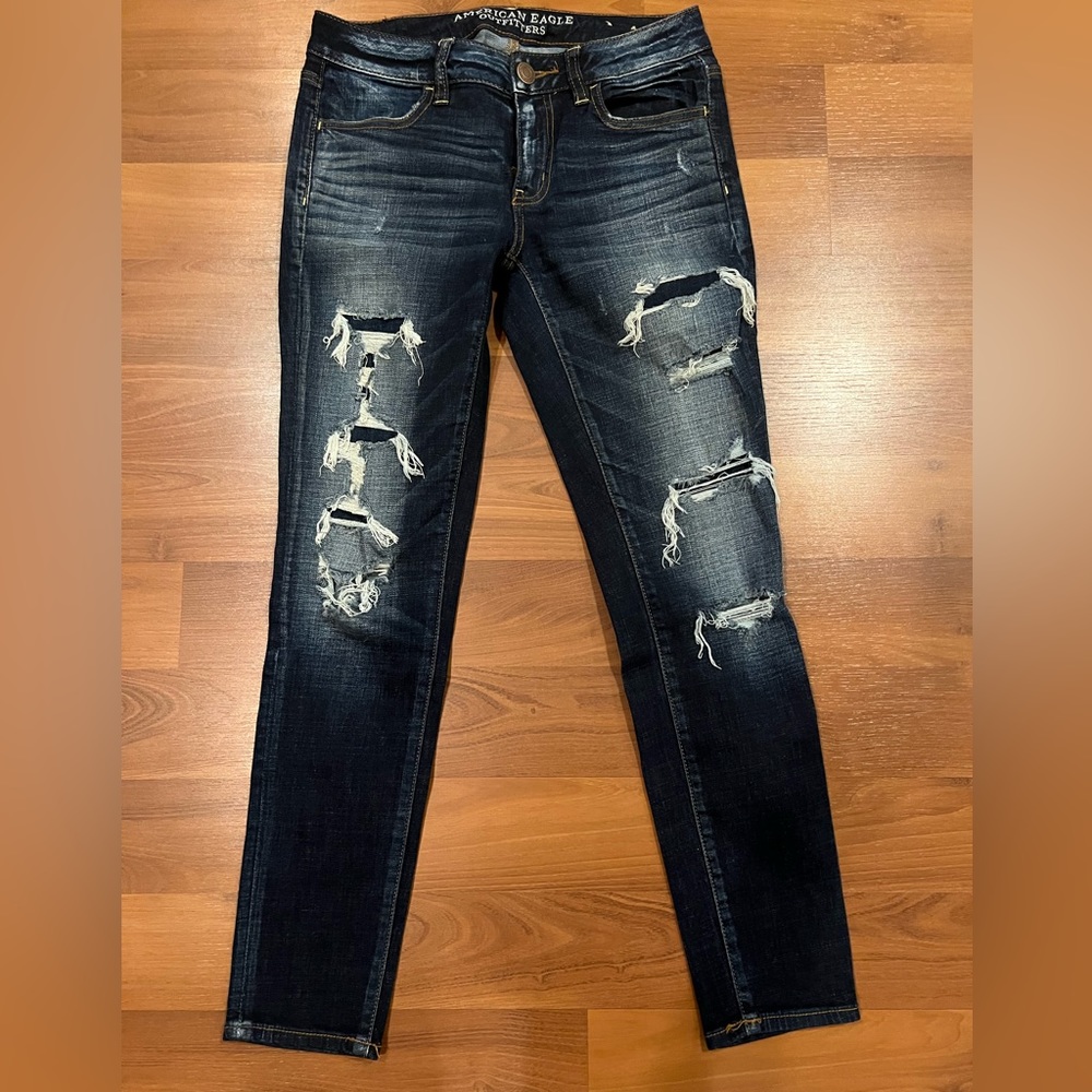American Eagle distressed Jean Jegging sz 4 short